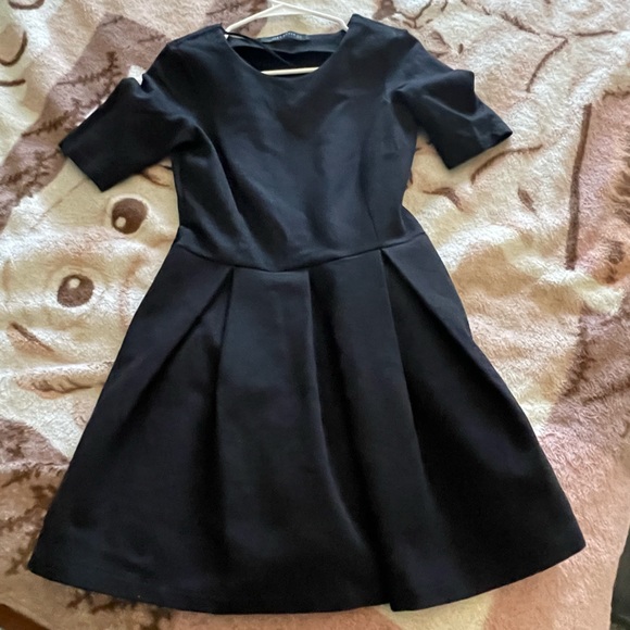 Zara black dress - Picture 2 of 9